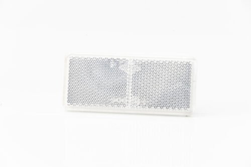 Piekabes atstarotājs līmējams balts priekšā